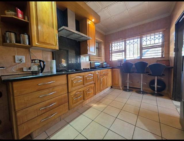4 BEDROOM HOUSE FOR SALE IN BRACKENDOWNS